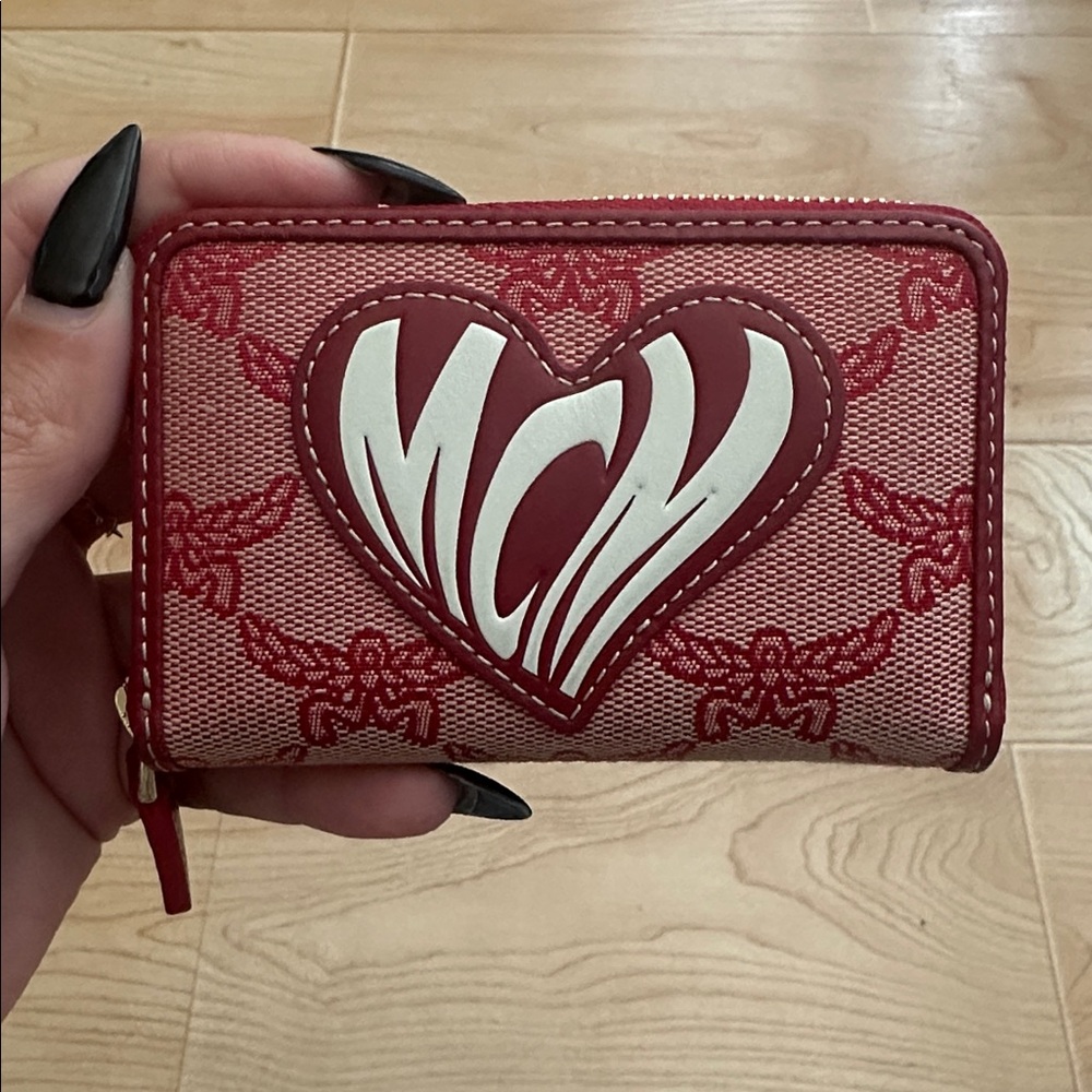 MCM Heart Himmel Zip Wallet in Canvas